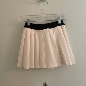 White Pacsun (LA Hearts) Active Mini Skort size xs